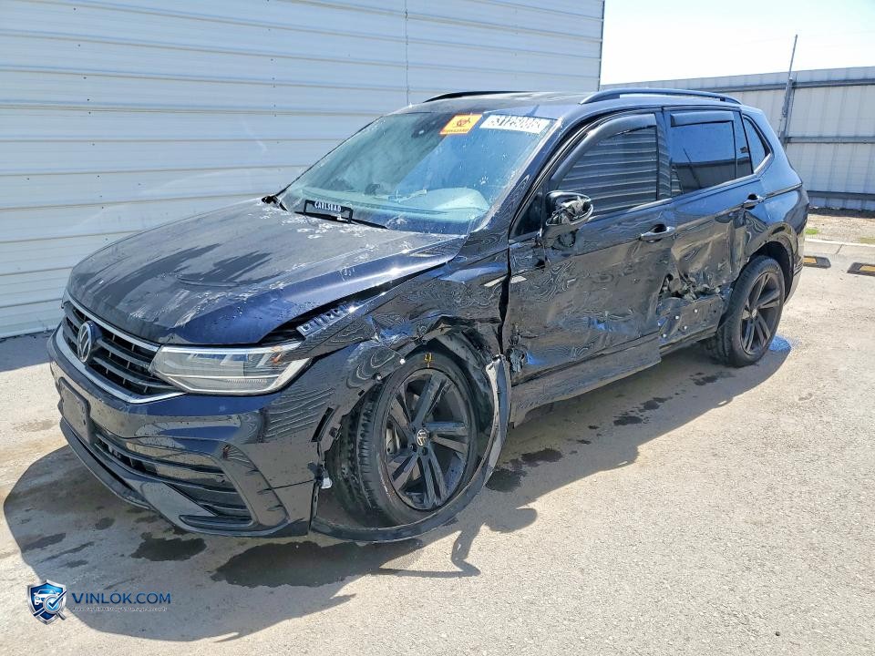 2023 VOLKSWAGEN TIGUAN SE R-LINE BLACK – Lot 53125086 auction photo