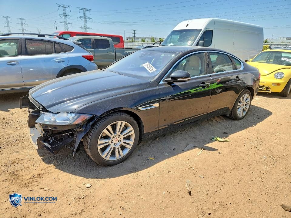 2017 JAGUAR XF PREMIUM – Lot 53136526 auction photo