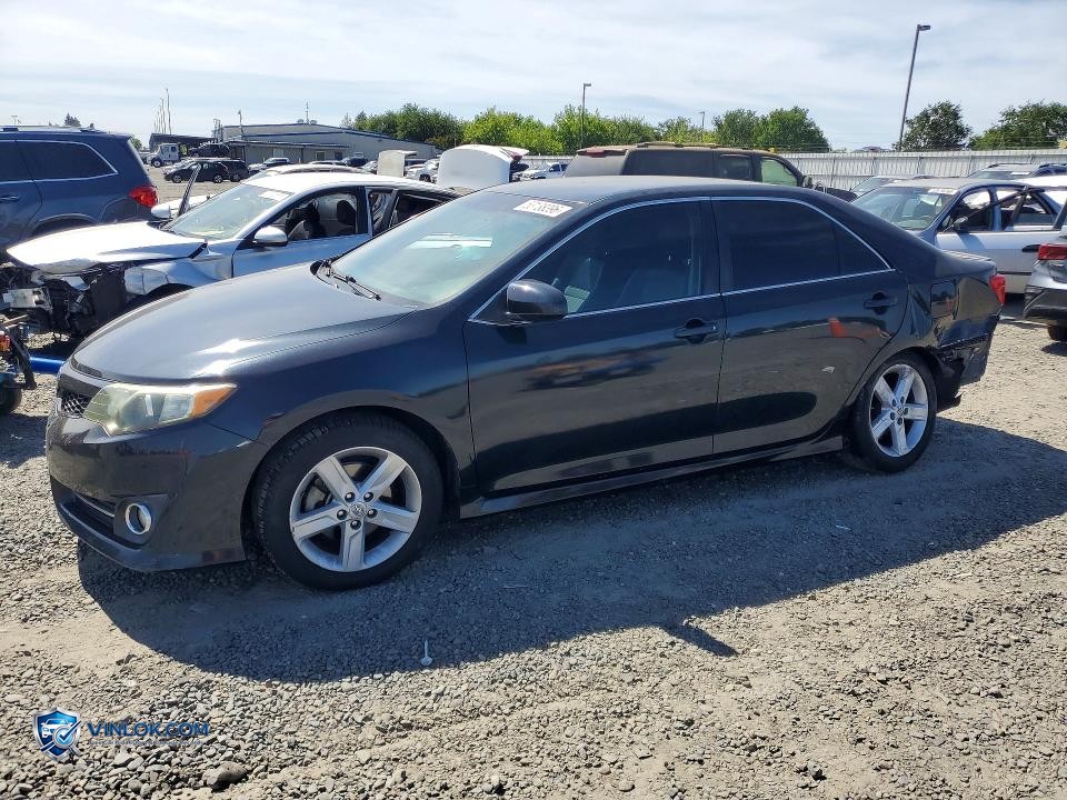 2014 TOYOTA CAMRY SE – Lot 53138396 auction photo
