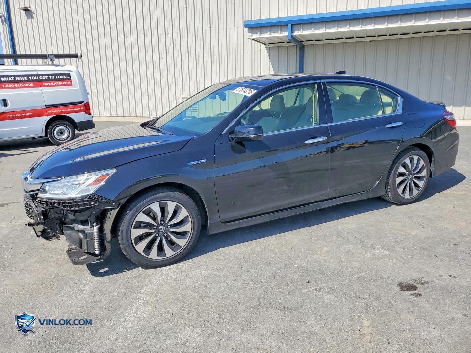 2017 HONDA ACCORD TOURING HYBRID – Lot 53203526 auction photo