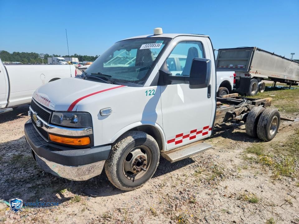 2018 CHEVROLET EXPRESS G3500 – Lot 53208536 auction photo