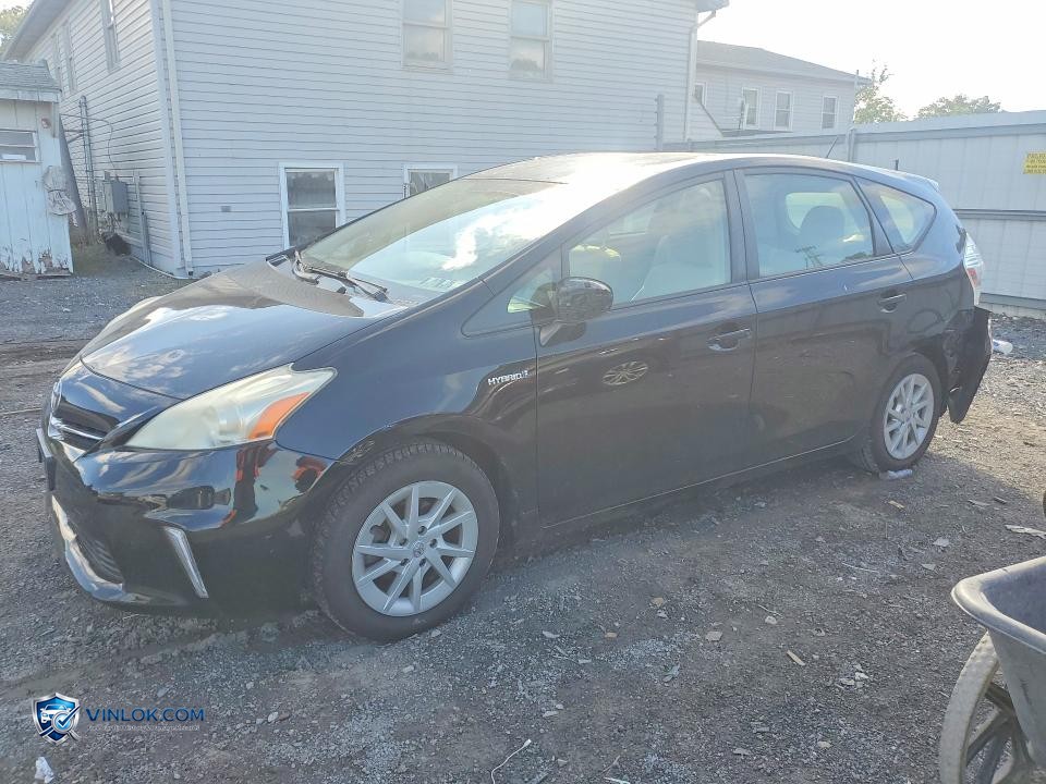 2012 TOYOTA PRIUS V THREE – Lot 53211376 auction photo