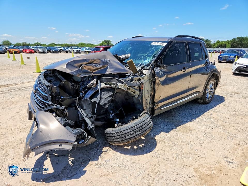 2021 FORD EXPLORER XLT – Lot 53223496 auction photo