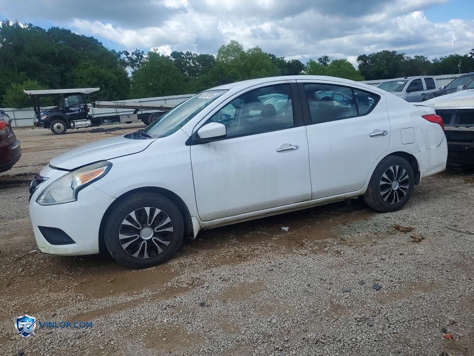 2015 NISSAN VERSA 1.6 SV – Lot 53240766 auction photo
