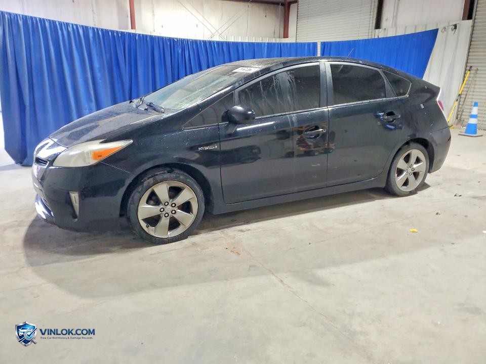 2013 TOYOTA PRIUS PERSONA SERIES SE – Lot 53259726 auction photo