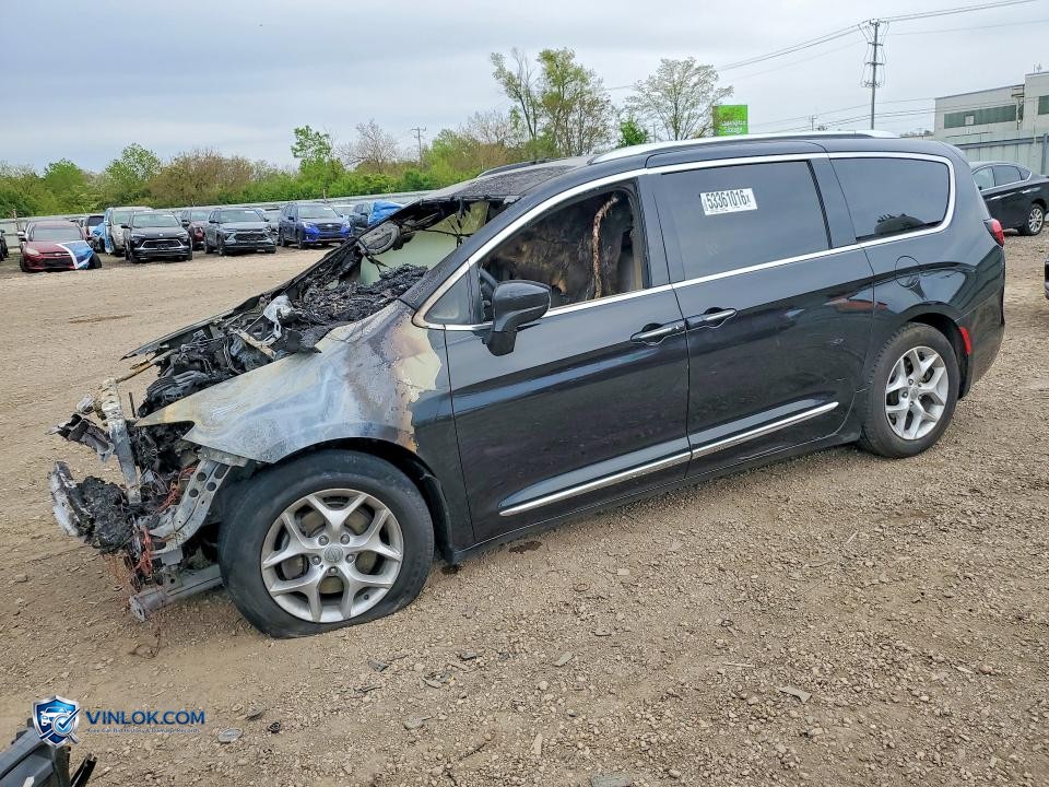 2018 CHRYSLER PACIFICA TOURING L – Lot 53361016 auction photo