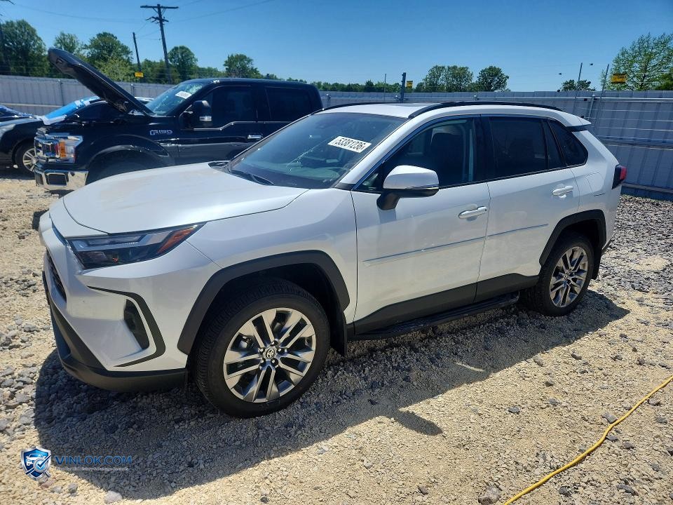 2025 TOYOTA RAV4 XLE PREMIUM – Lot 53381236 auction photo