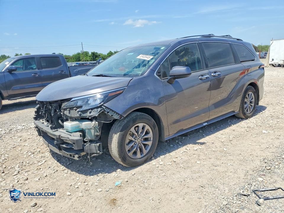 2024 TOYOTA SIENNA XLE – Lot 53405446 auction photo
