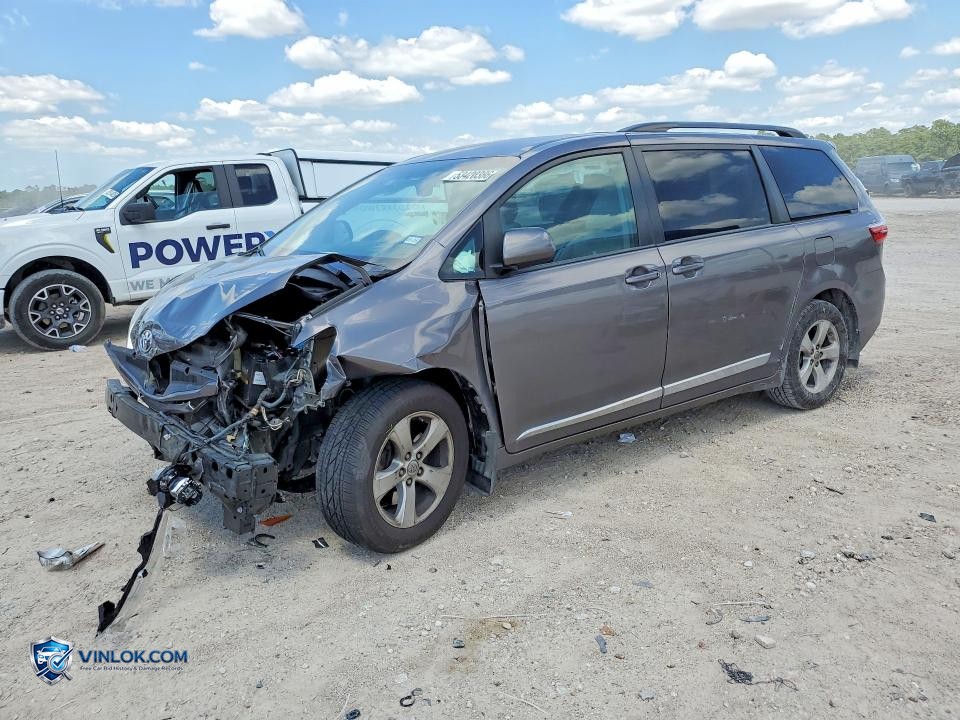 2017 TOYOTA SIENNA LE – Lot 53420386 auction photo