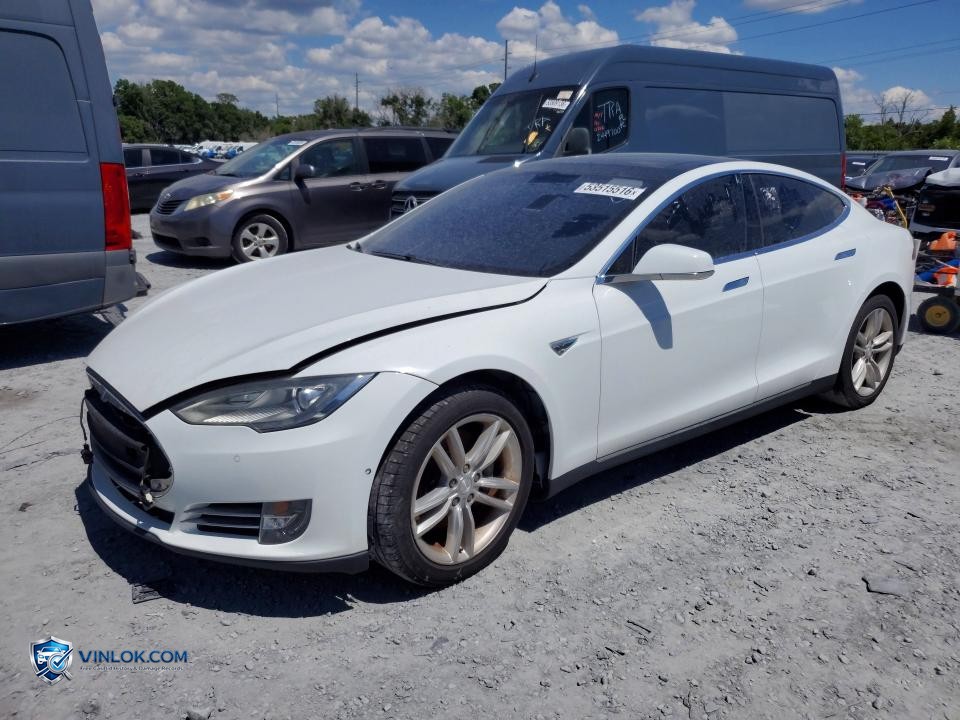 2014 TESLA MODEL S – Lot 53515516 auction photo