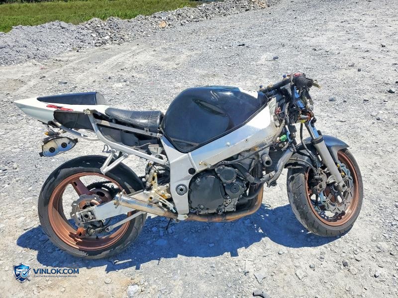 2002 SUZUKI GSX-R600 – Lot 53533026 auction photo