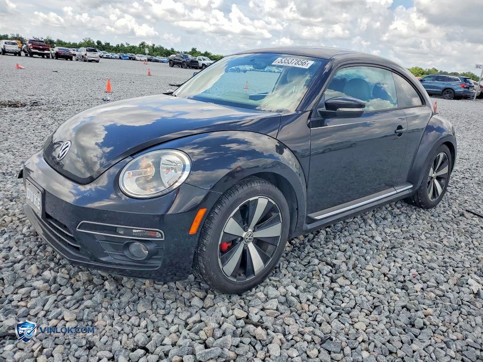 2013 VOLKSWAGEN BEETLE TURBO – Lot 53537856 auction photo