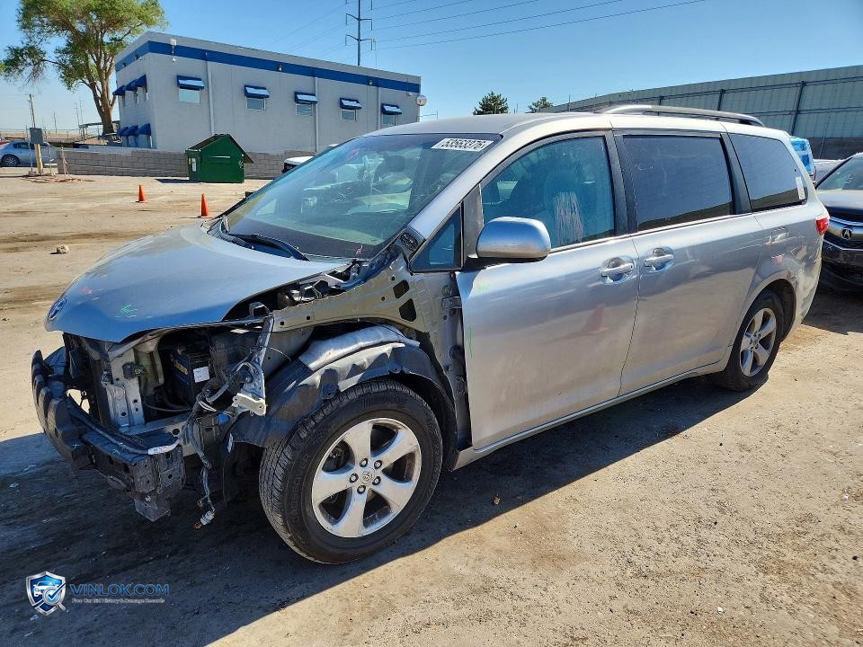 2015 TOYOTA SIENNA LE – Lot 53563376 auction photo