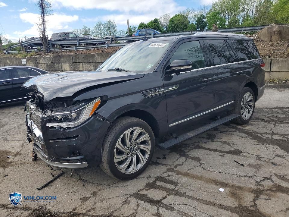 2023 LINCOLN NAVIGATOR RESERVE – Lot 53573546 auction photo