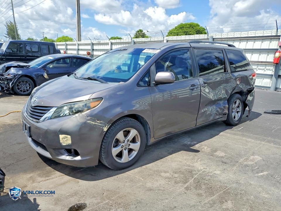 2013 TOYOTA SIENNA LE – Lot 53573866 auction photo