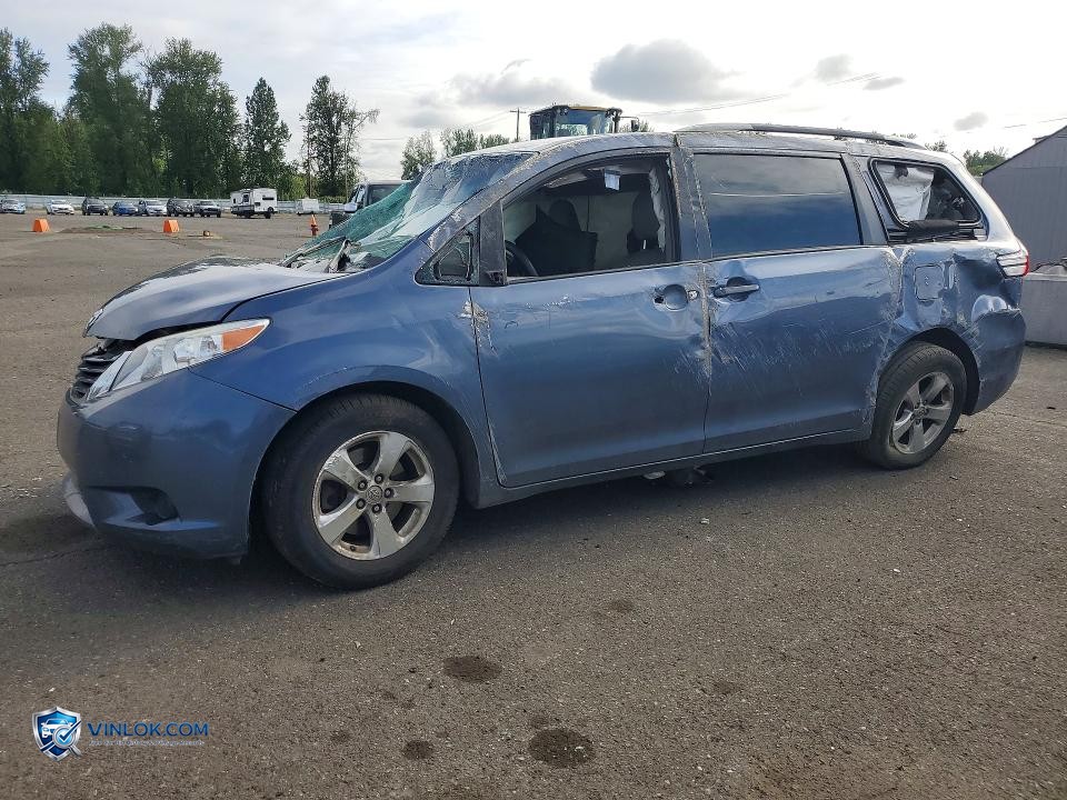 2015 TOYOTA SIENNA LE – Lot 53578846 auction photo