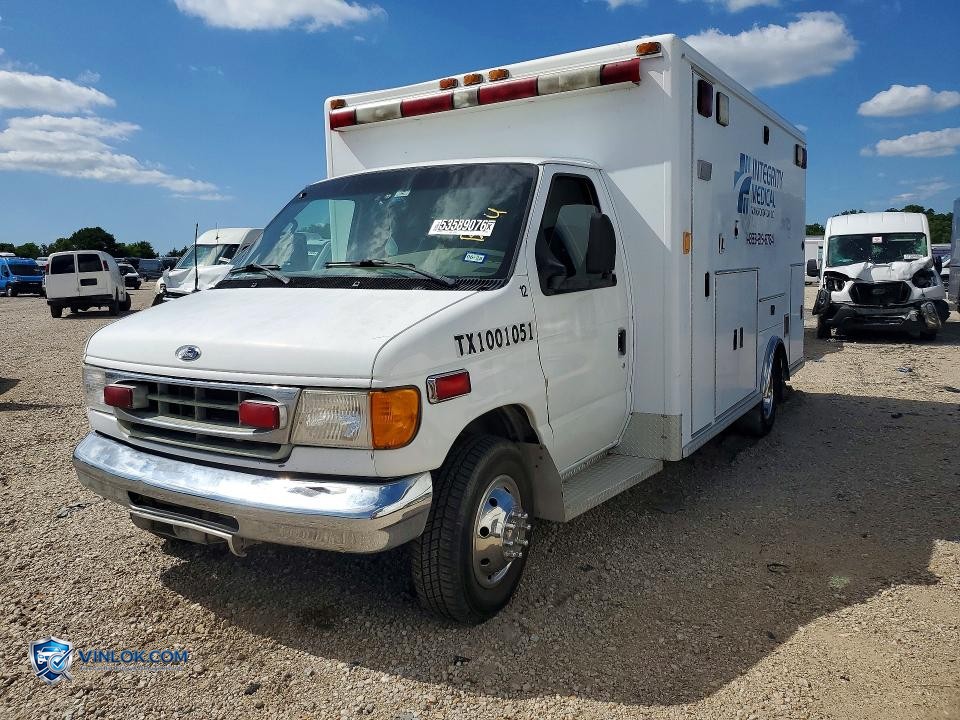 2002 FORD ECONOLINE E450 SUPER DUTY CUTAWAY VAN – Lot 53589076 auction photo