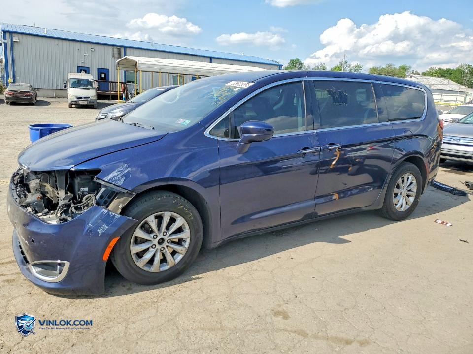 2019 CHRYSLER PACIFICA TOURING PLUS – Lot 53628066 auction photo