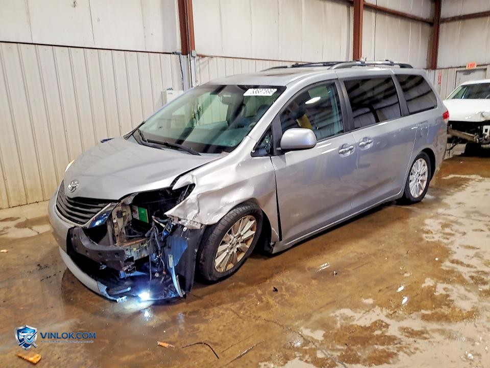 2011 TOYOTA SIENNA XLE 7-PASSENGER – Lot 53637896 auction photo
