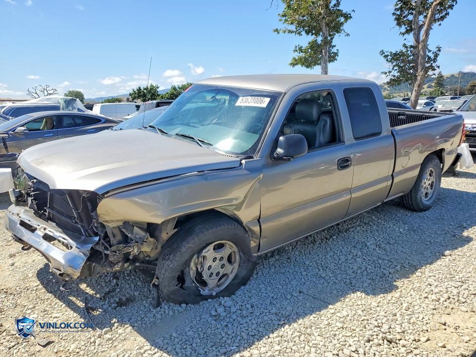 2003 CHEVROLET SILVERADO C1500 – Lot 53638006 auction photo