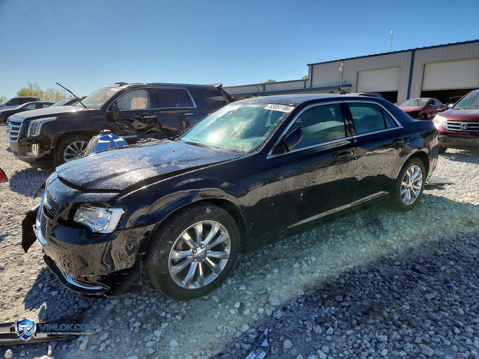 2017 CHRYSLER 300 LIMITED – Lot 53651186 auction photo