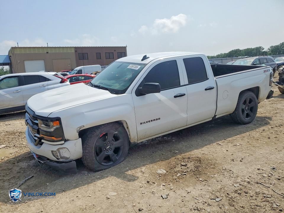 2017 CHEVROLET SILVERADO K1500 LT – Lot 53697006 auction photo