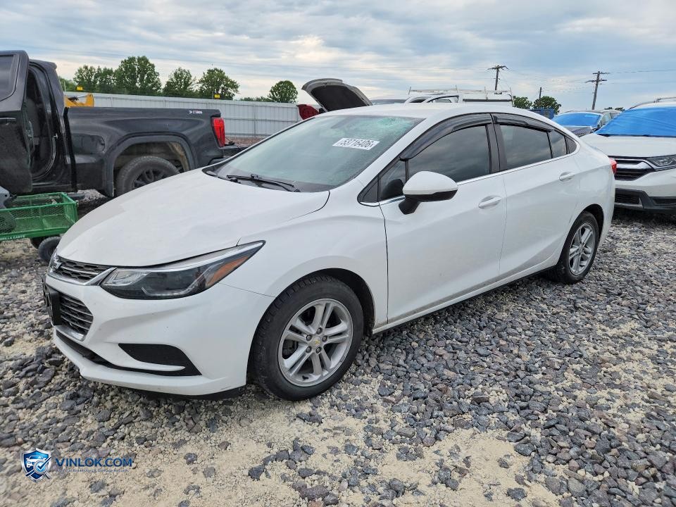 2017 CHEVROLET CRUZE LT – Lot 53716406 auction photo
