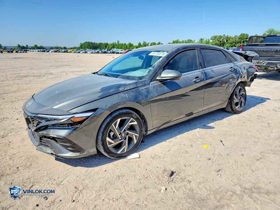 2024 HYUNDAI ELANTRA SEL – Lot 53735576 auction photo