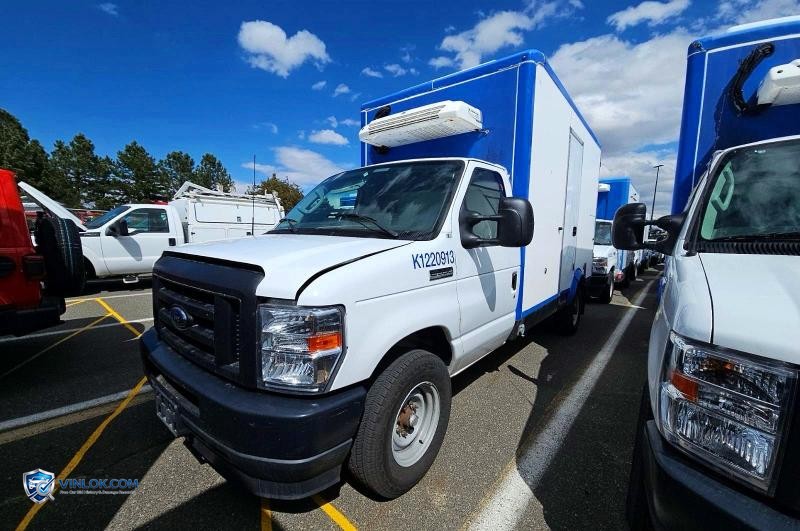 2023 FORD ECONOLINE E350 SUPER DUTY CUTAWAY VAN – Lot 53754796 auction photo