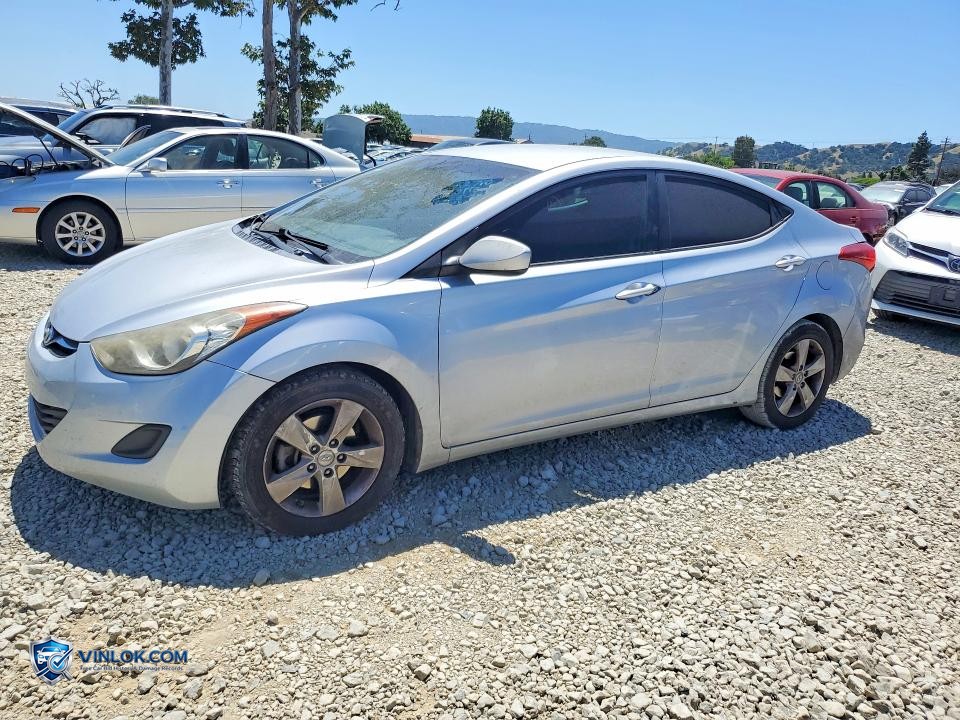2013 HYUNDAI ELANTRA GLS – Lot 53818026 auction photo