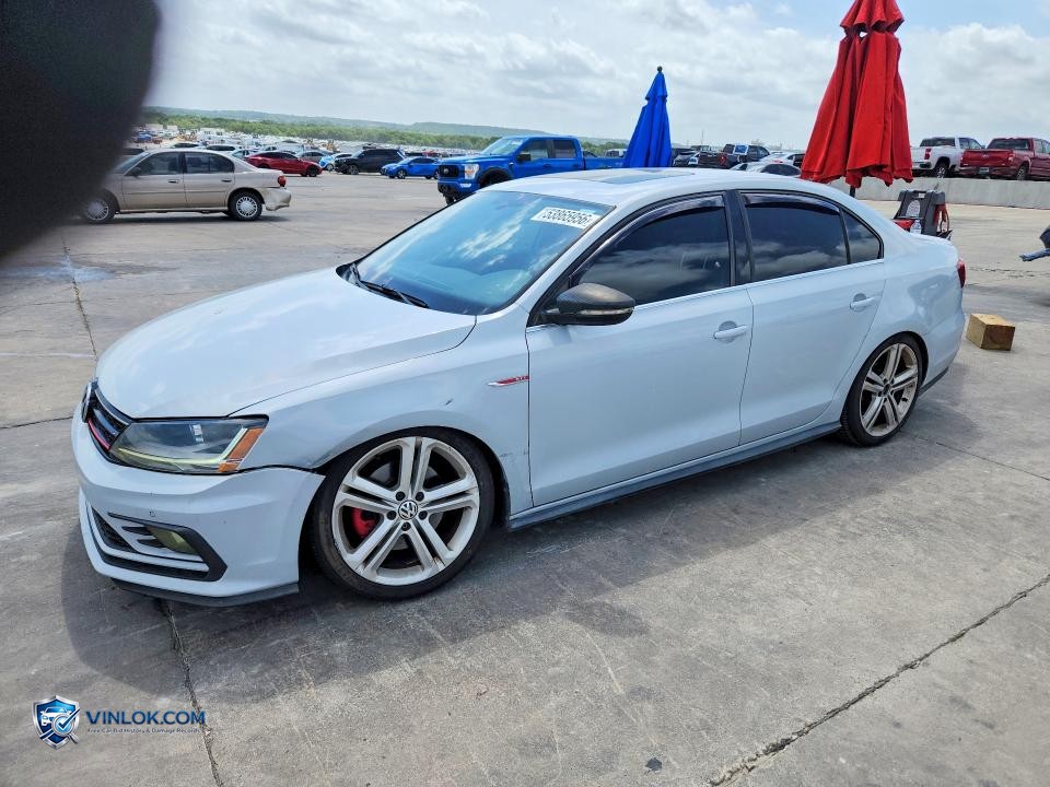 2017 VOLKSWAGEN JETTA GLI – Lot 53865956 auction photo