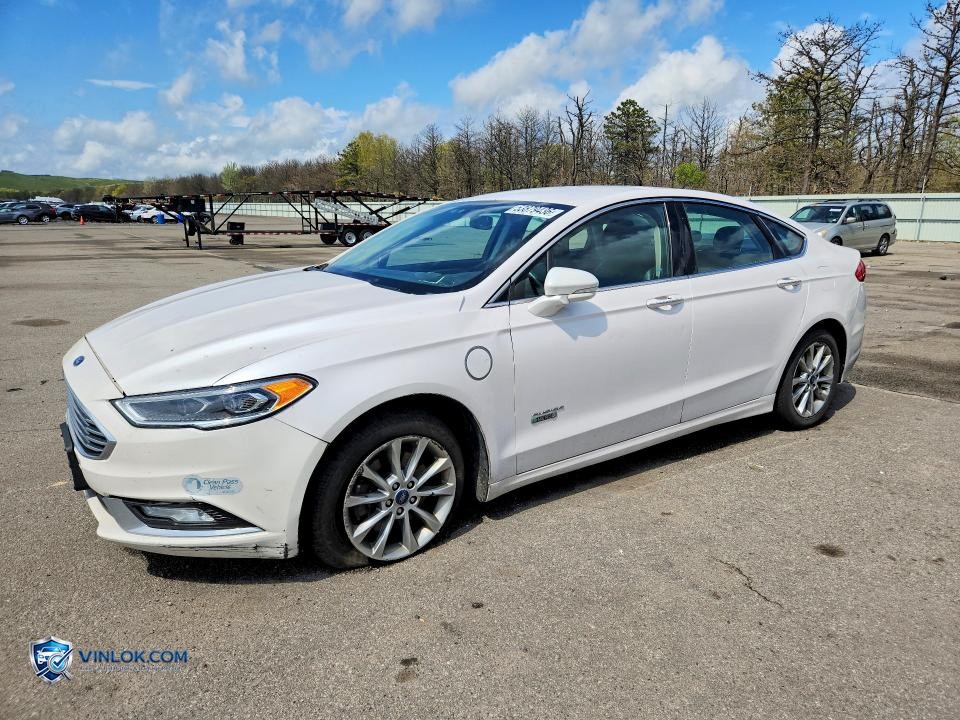 2017 FORD FUSION SE PHEV – Lot 53879436 auction photo