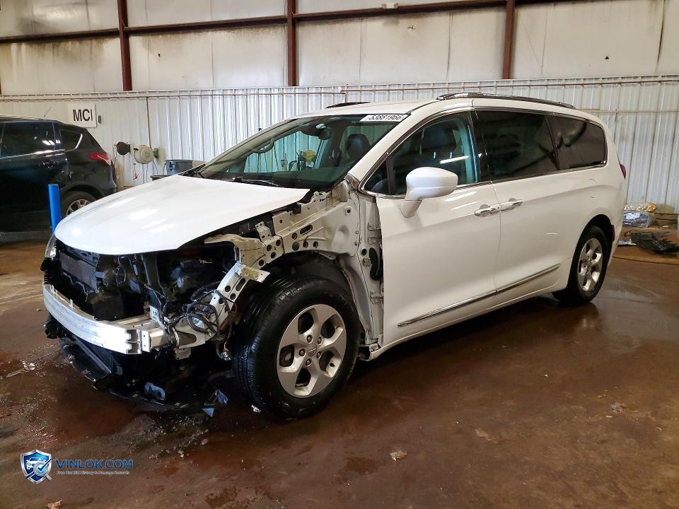 2017 CHRYSLER PACIFICA TOURING L PLUS – Lot 53881966 auction photo