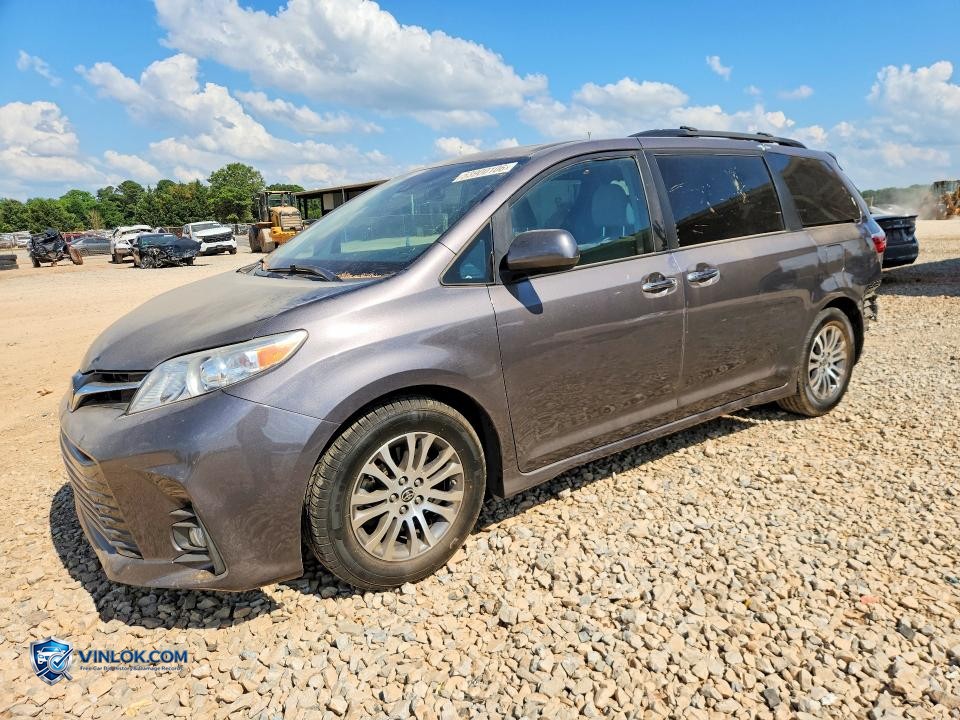 2020 TOYOTA SIENNA XLE 8-PASSENGER – Lot 53900106 auction photo