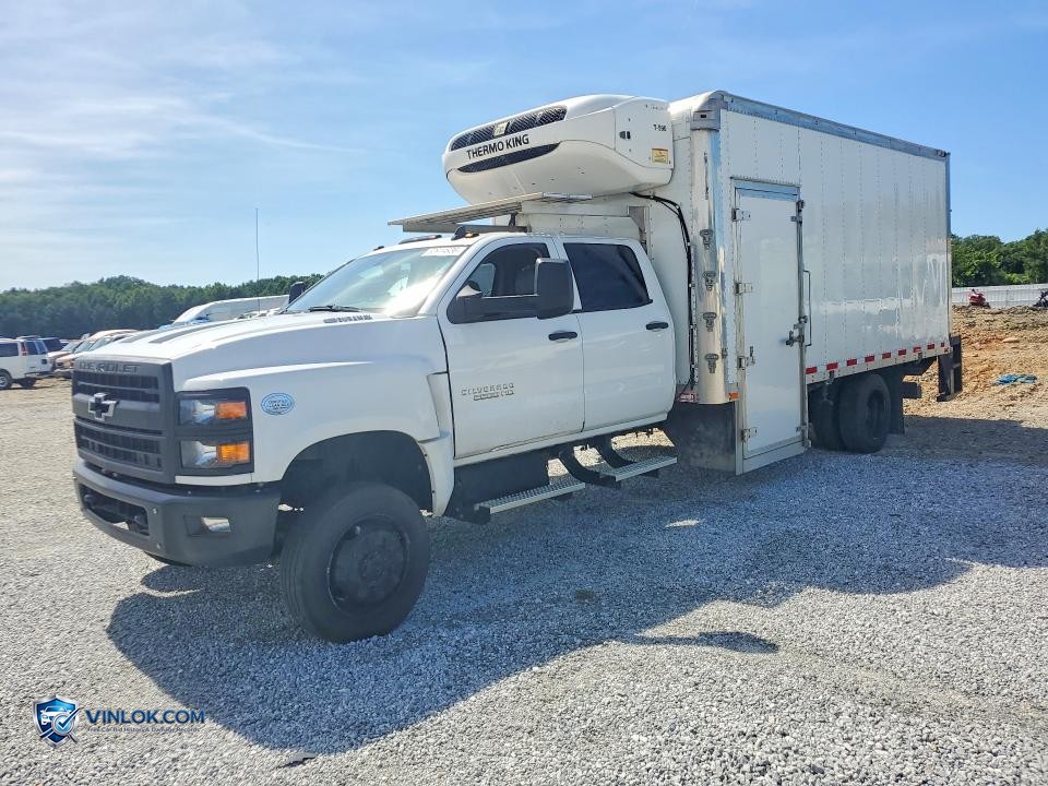 2020 GM GM515 REFRIGERATED BOX TRUCK – Lot 53914936 auction photo