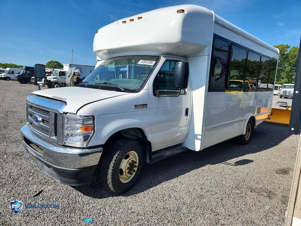 2023 FORD E450 SHUTTLE BUS – Lot 53953386 auction photo