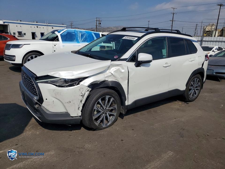 2024 TOYOTA COROLLA CROSS XLE – Lot 53958566 auction photo