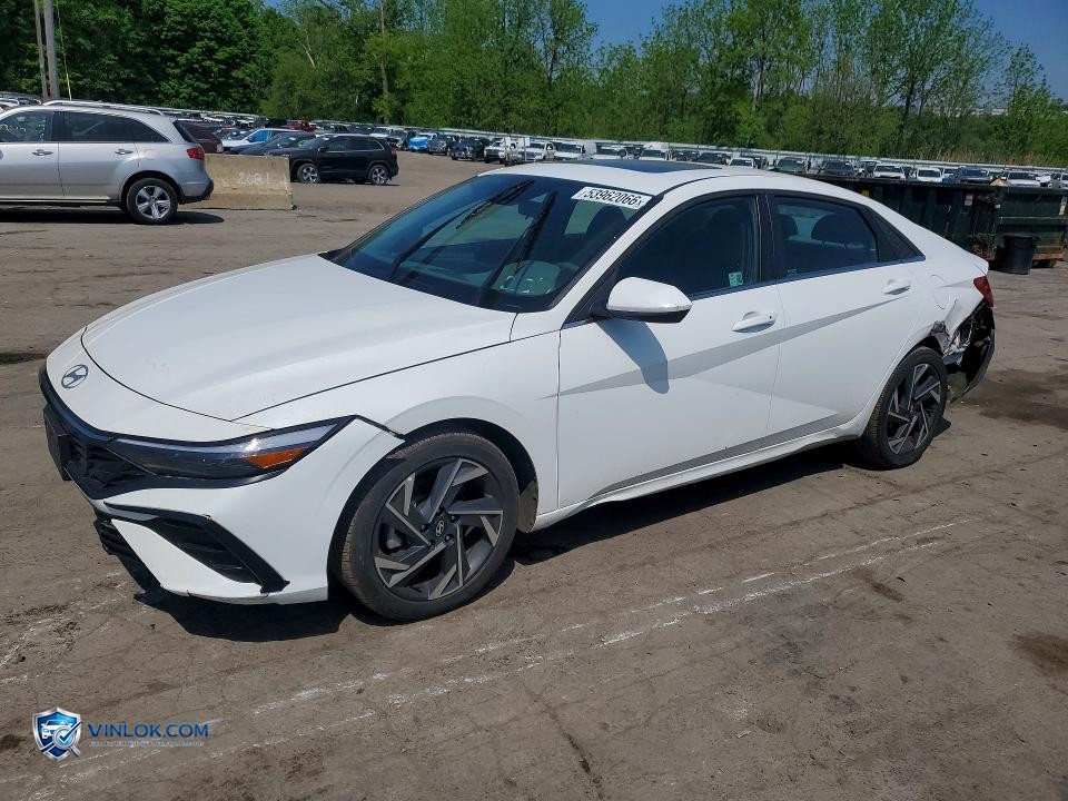 2024 HYUNDAI ELANTRA SEL – Lot 53962066 auction photo