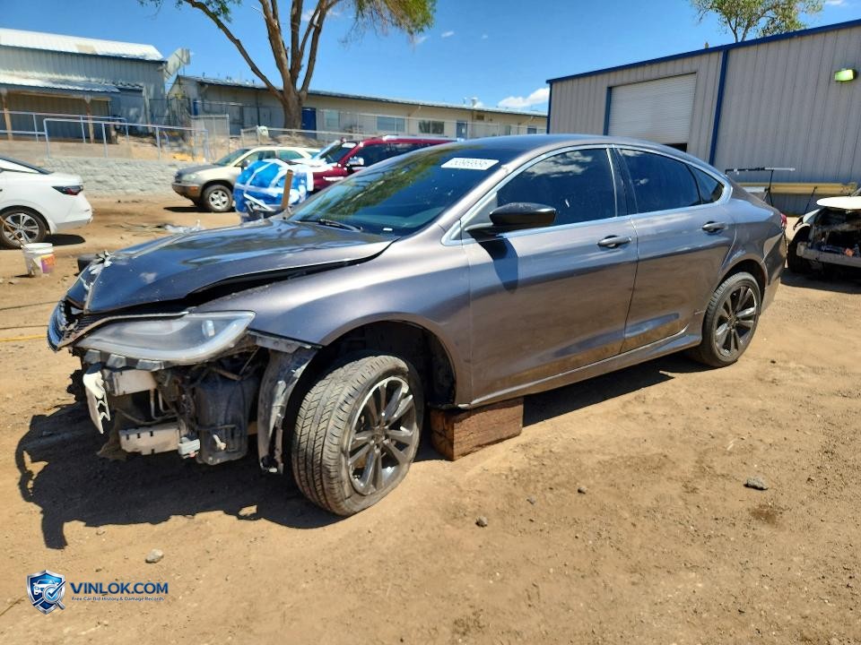 2017 CHRYSLER 200 LIMITED – Lot 53969996 auction photo