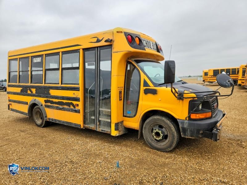2011 GMC MICRO BIRD G3500 - SCHOOL BUS – Lot 53982036 auction photo