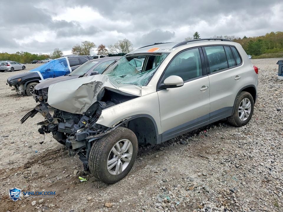 2015 VOLKSWAGEN TIGUAN S – Lot 53987716 auction photo