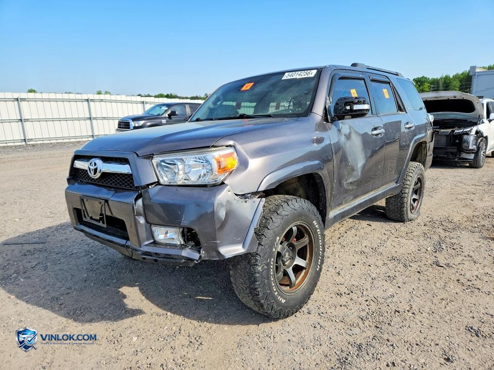 2013 TOYOTA 4RUNNER SR5 – Lot 54014256 auction photo