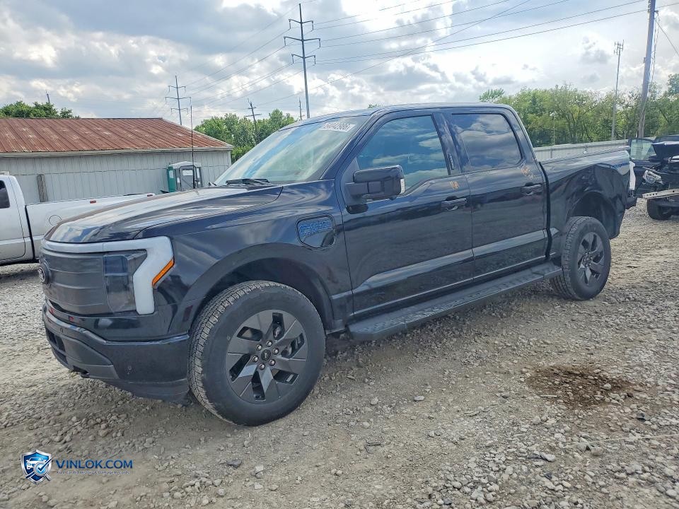 2025 FORD F150 LIGHTNING LARIAT – Lot 54042986 auction photo