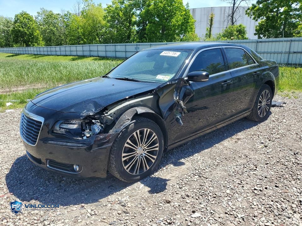 2013 CHRYSLER 300 S – Lot 54057706 auction photo