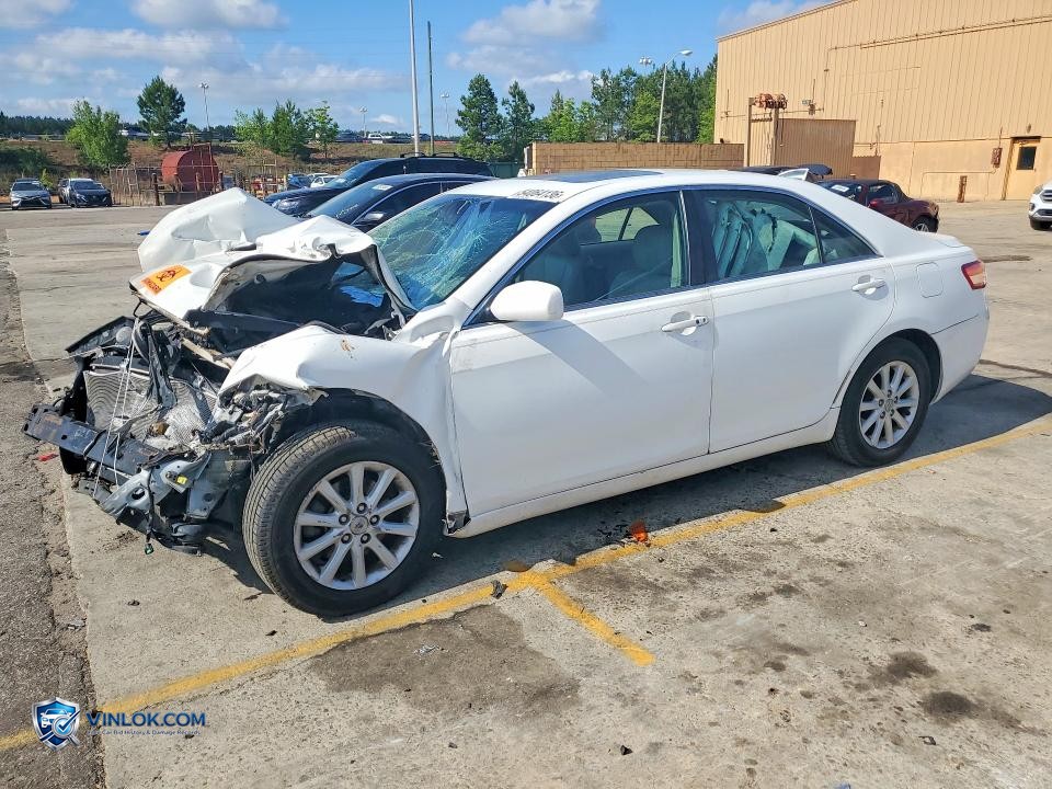 2010 TOYOTA CAMRY XLE – Lot 54064136 auction photo