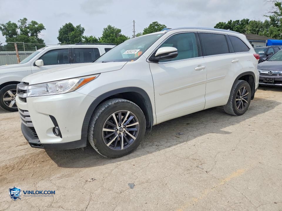 2017 TOYOTA HIGHLANDER XLE – Lot 54093316 auction photo