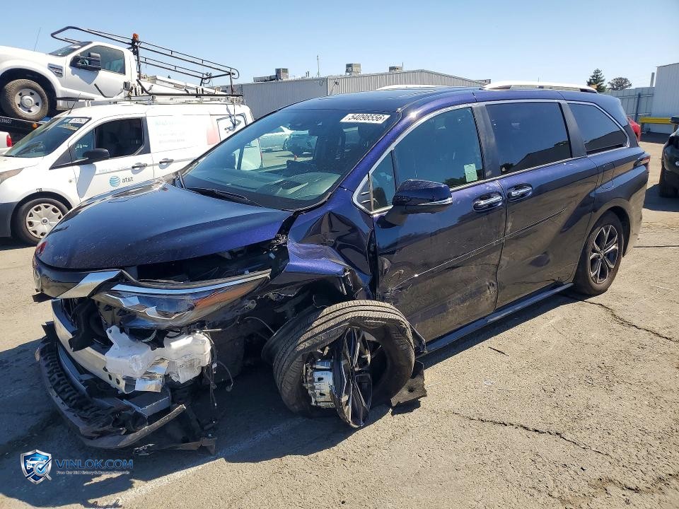 2025 TOYOTA SIENNA PLATINUM 7-PASSENGER – Lot 54098556 auction photo