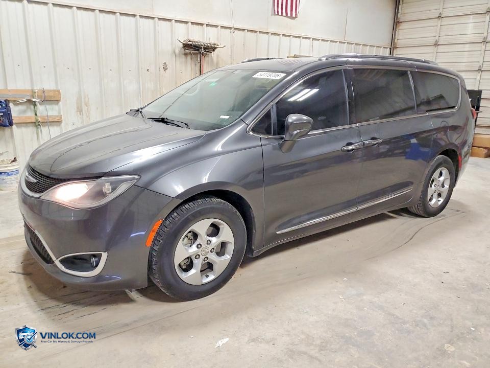 2017 CHRYSLER PACIFICA TOURING L PLUS – Lot 54119706 auction photo