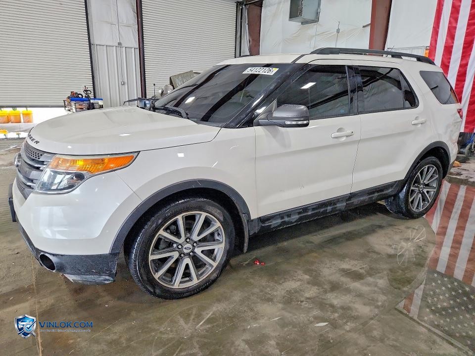 2015 FORD EXPLORER XLT – Lot 54122126 auction photo
