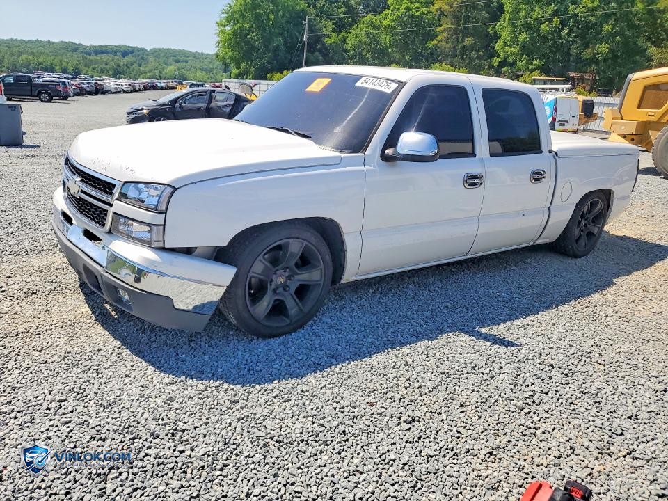 2007 CHEVROLET SILVERADO C1500 CLASSIC CREW CAB – Lot 54143476 auction photo